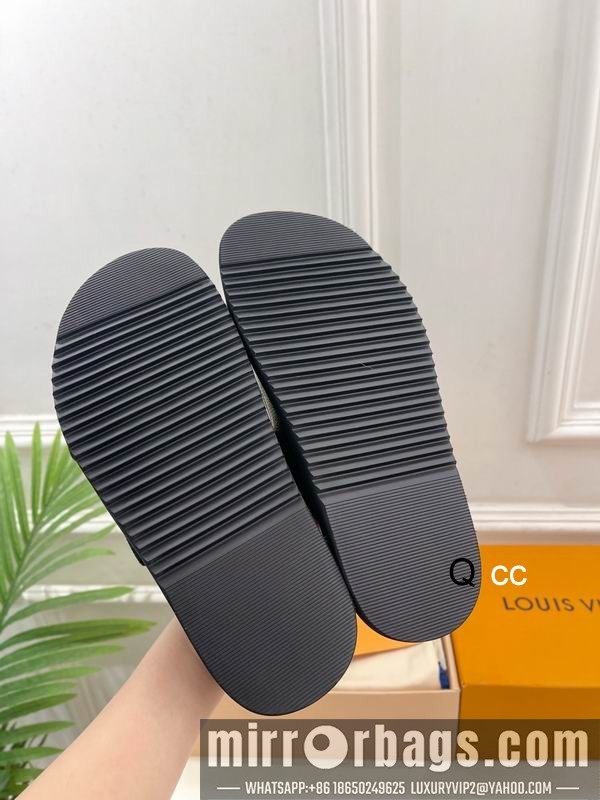 LV Replica Shoes LV sz36-44 XC0403