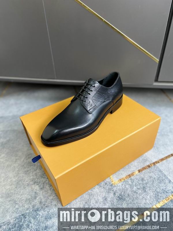 LV Replica Shoes LV sz38-45 mnf0104