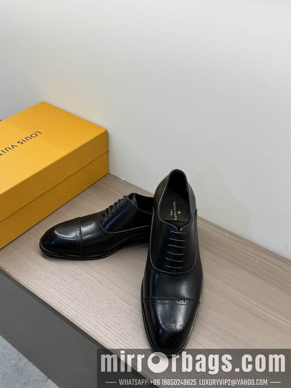 LV Replica Shoes LV sz38-45 mnf0117