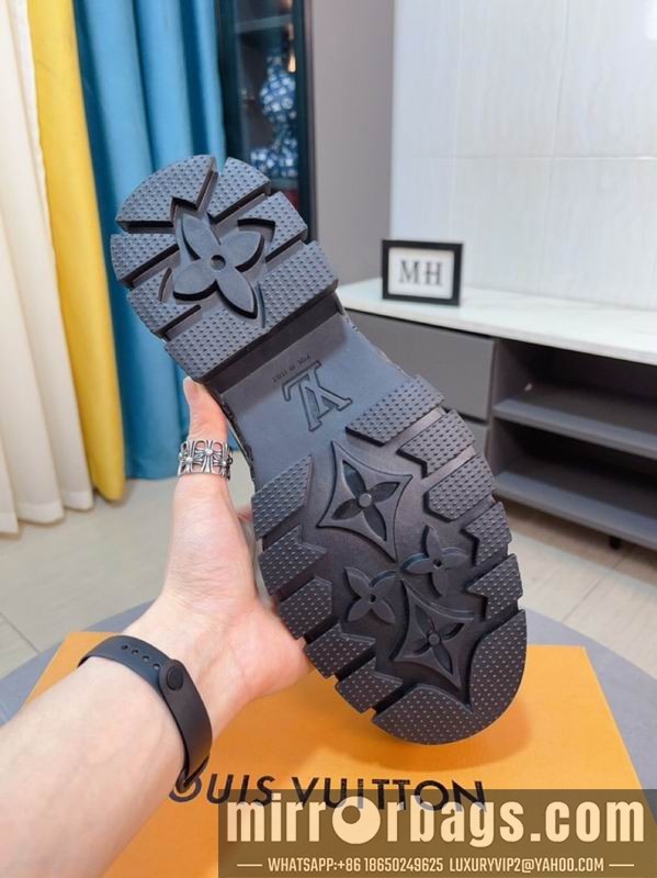LV Replica Shoes LV sz39-45 mnf0431