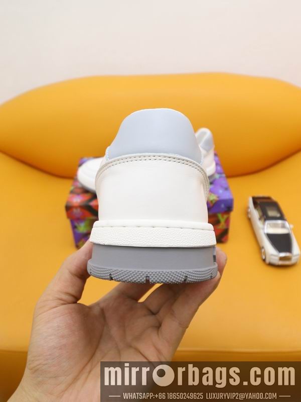 LV Replica Shoes LV sz38-45 mnf1018
