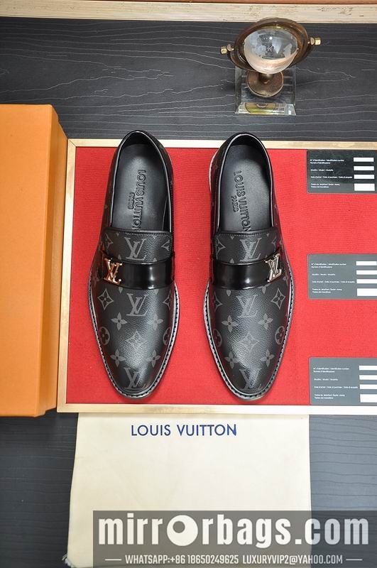 LV Replica Shoes LV sz38-45 mnf0748