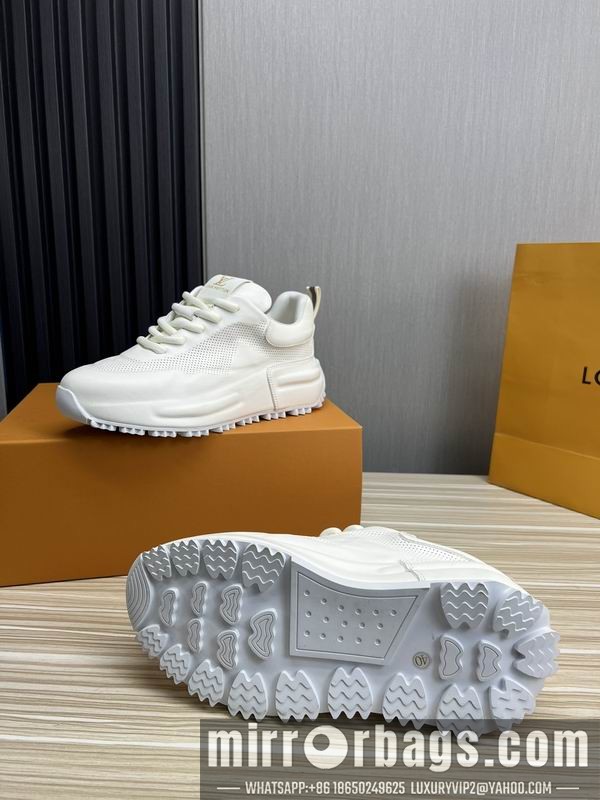 LV Replica Shoes LV sz38-44 mnf0181
