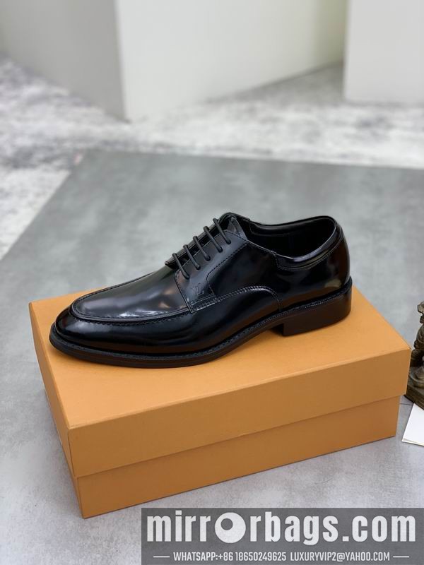 LV Replica Shoes LV sz38-45 mnf0312