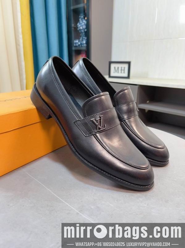 LV Replica Shoes LV sz38-44 mnf0138