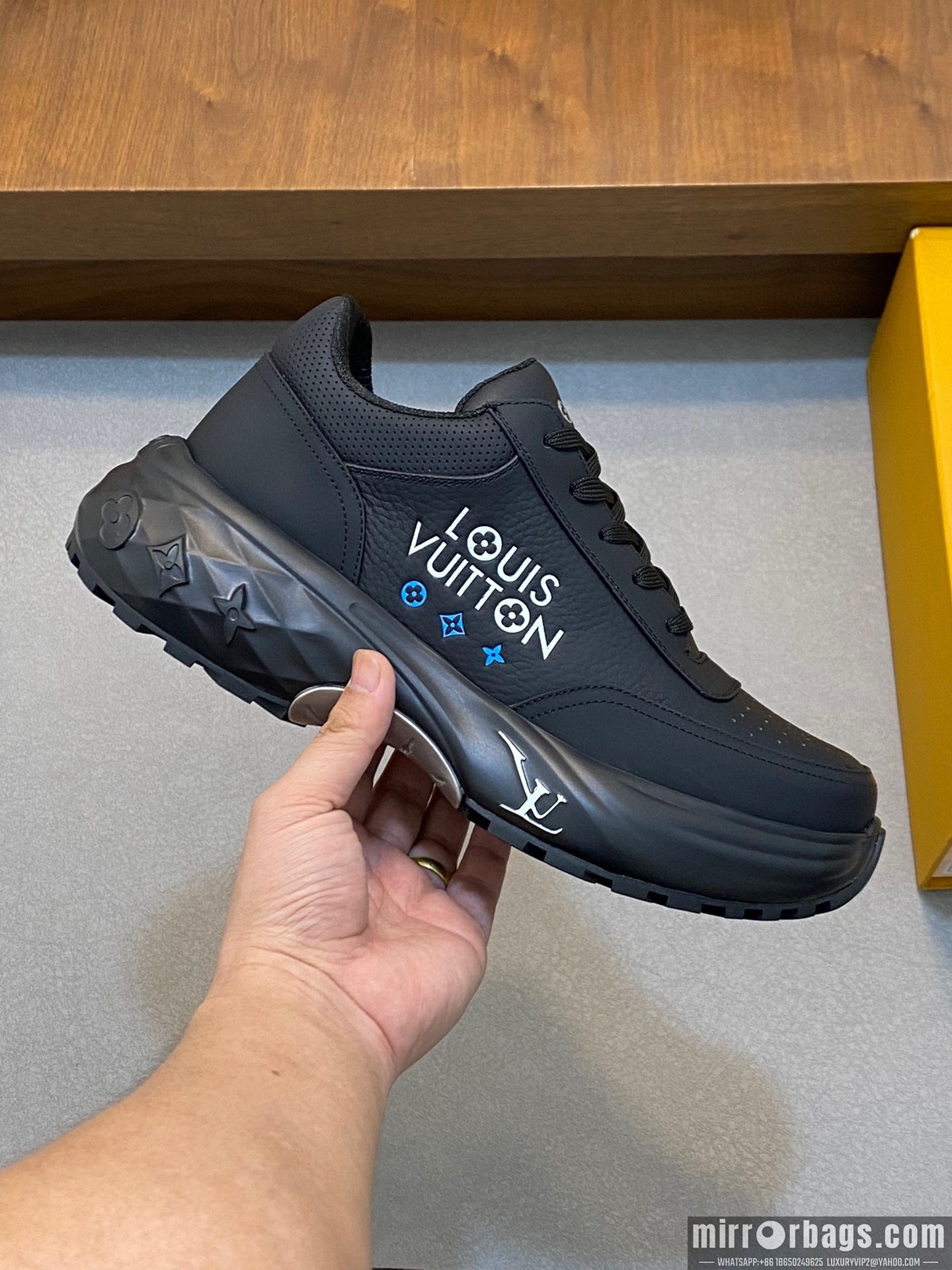 LV Replica Shoes LV sz38-45 h0924