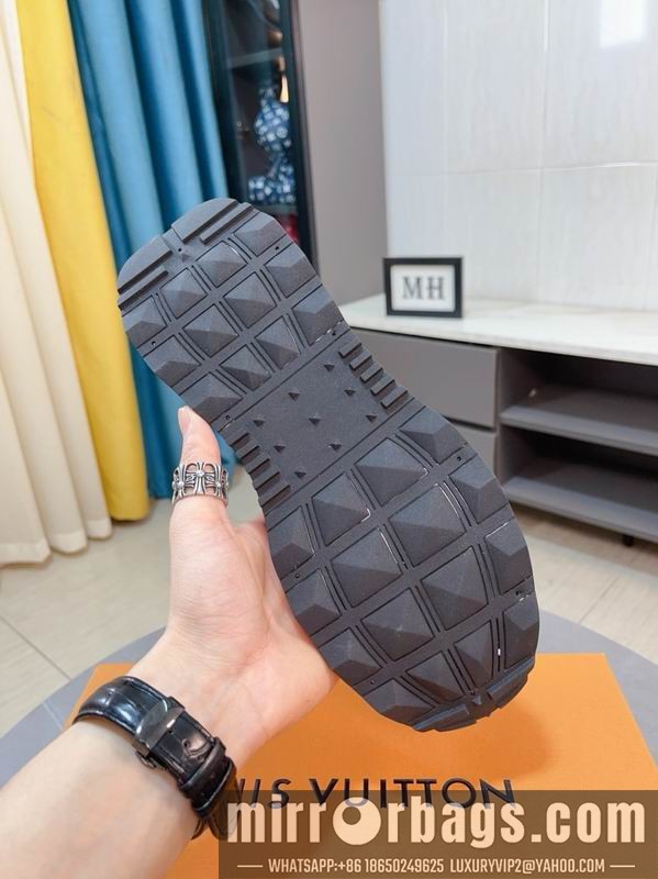 LV Replica Shoes LV sz38-44 mnf0731