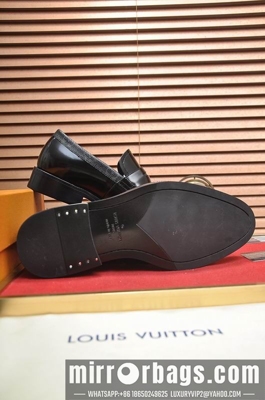 LV Replica Shoes LV sz38-45 mnf0557