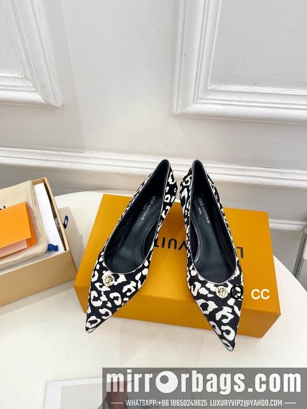 LV Replica Shoes LV sz35-40 4CM XC0310