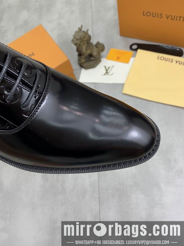 LV Replica Shoes LV sz38-45 mnf0310
