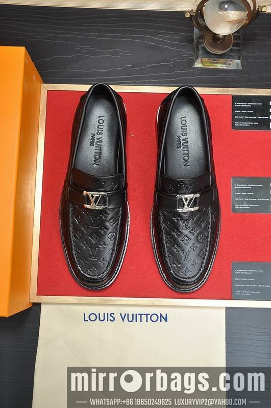 LV Replica Shoes LV sz38-45 mnf0754