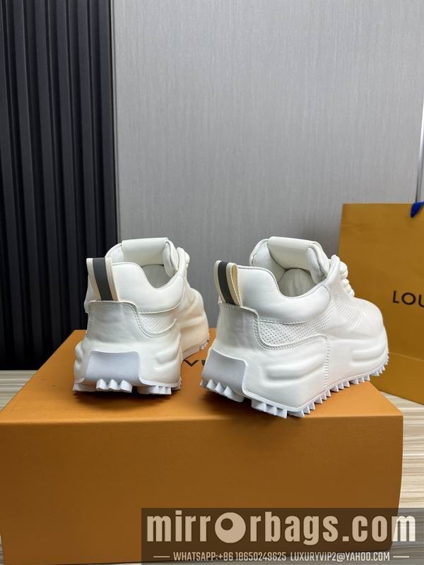 LV Replica Shoes LV sz38-44 mnf0181