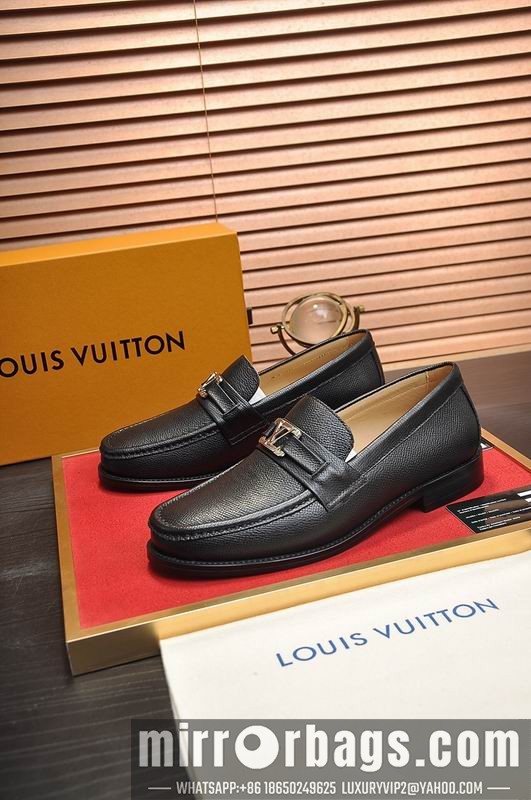 LV Replica Shoes LV sz38-45 mnf0327