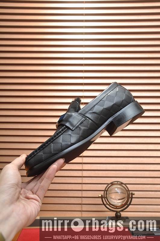 LV Replica Shoes LV sz38-45 mnf0752