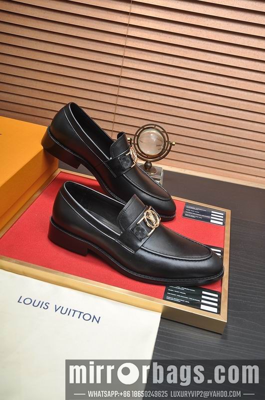 LV Replica Shoes LV sz38-45 mnf0556