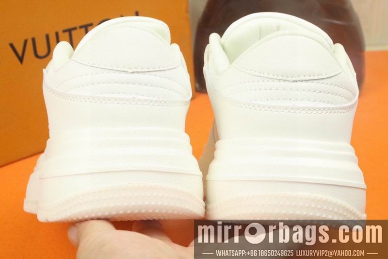 LV Replica Shoes LV sz38-43 mnf1020