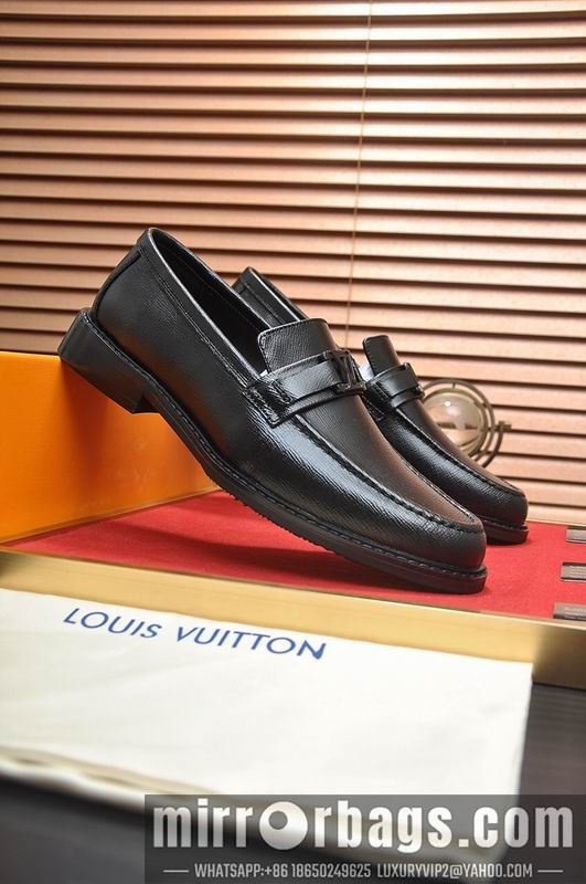 LV Replica Shoes LV sz38-45 mnf0755