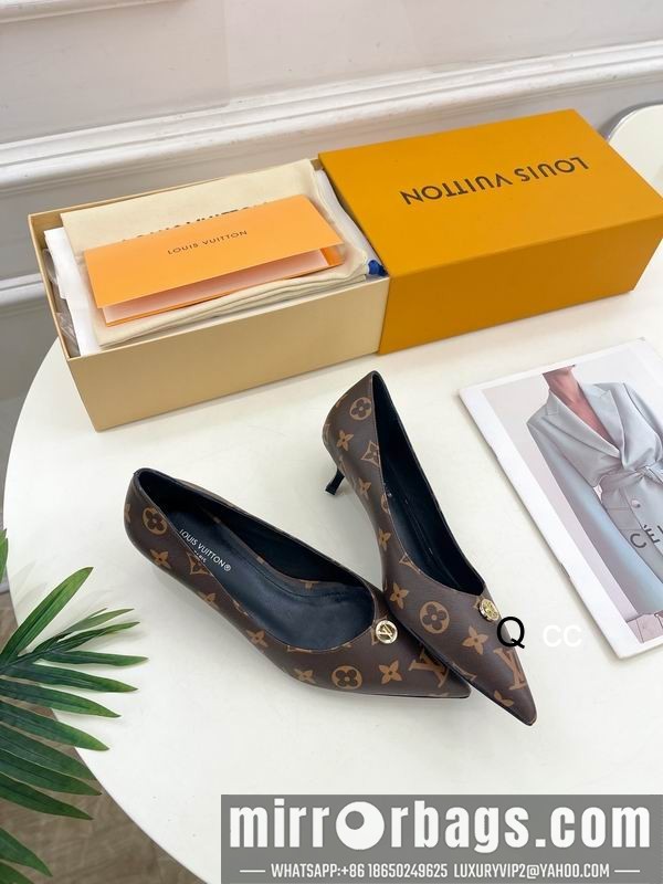 LV Replica Shoes LV sz35-40 4CM XC0310
