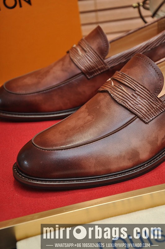 LV Replica Shoes22521240 SZ 38-44