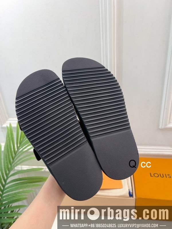 LV Replica Shoes LV sz36-44 XC0403