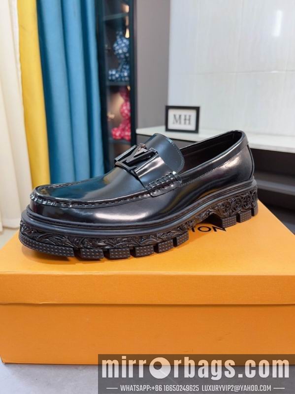 LV Replica Shoes LV sz39-45 mnf0431