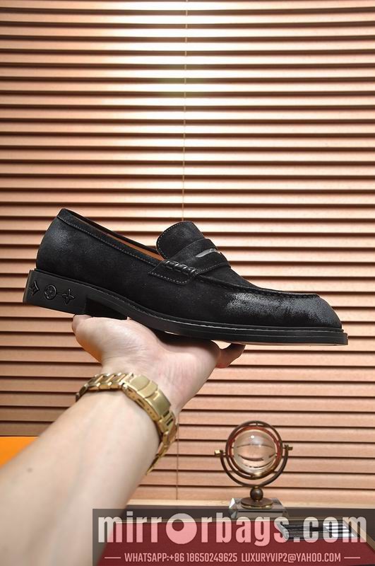 LV Replica Shoes LV sz38-45 mnf0732
