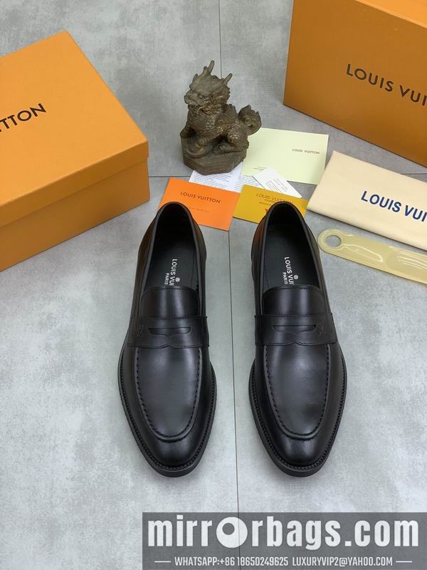 LV Replica Shoes LV sz38-44 mnf24