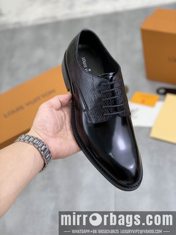 LV Replica Shoes LV sz38-45 mnf0313