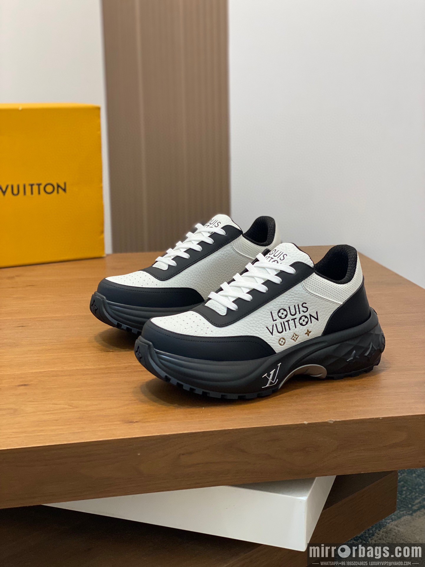 LV Replica Shoes LV sz38-45 h0924