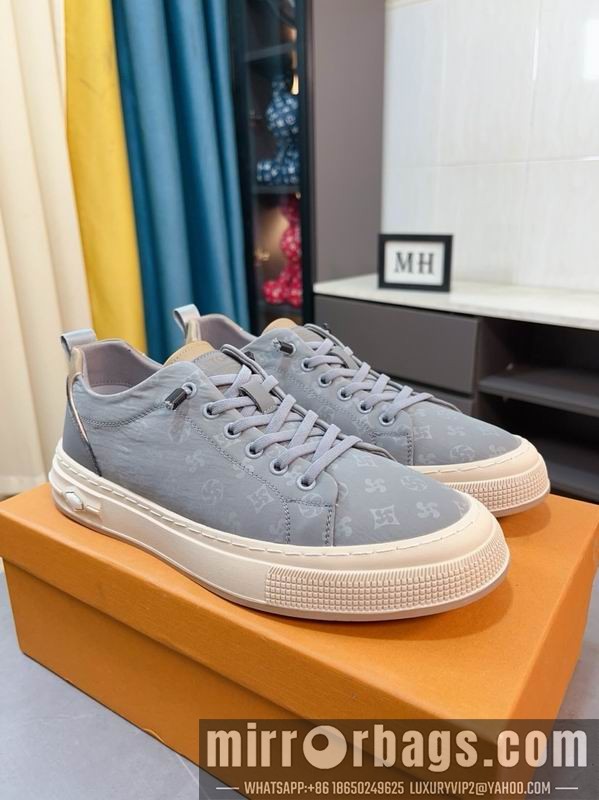 LV Replica Shoes LV sz38-44 mnf0608