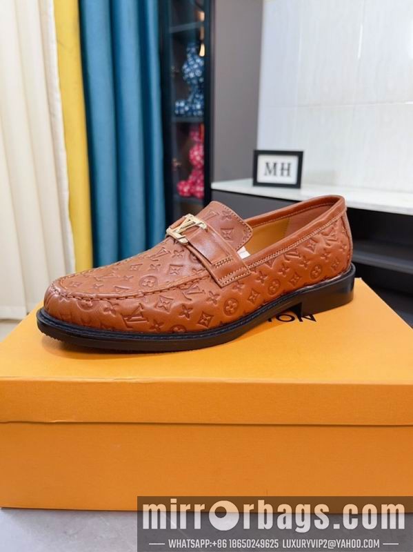 LV Replica Shoes LV sz38-44 mnf0171