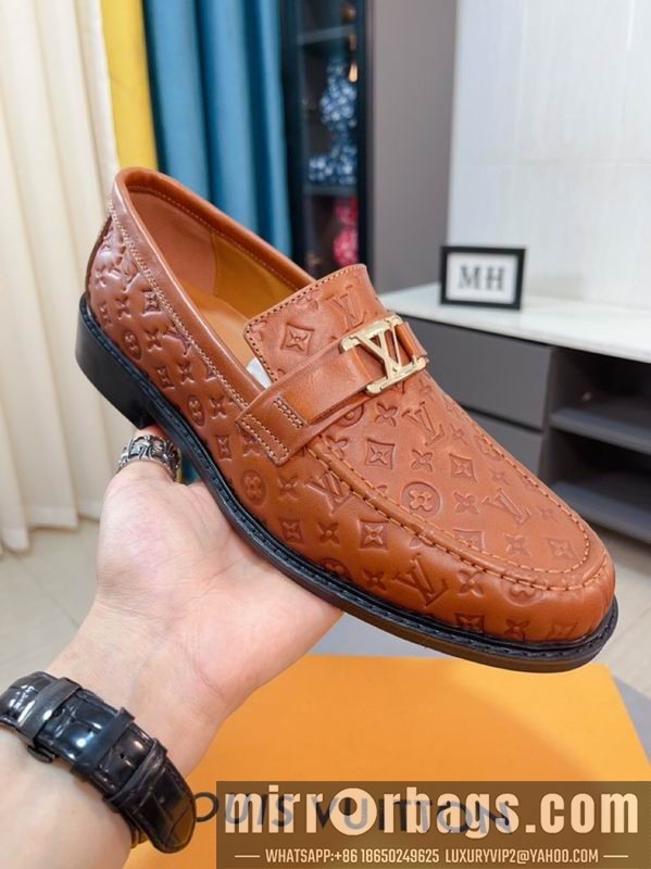 LV Replica Shoes LV sz38-44 mnf0171