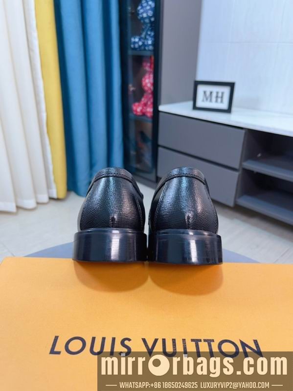 LV Replica Shoes LV sz38-44 mnf0330