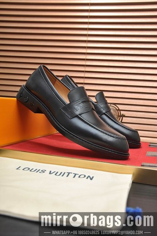 LV Replica Shoes LV sz38-45 mnf0734