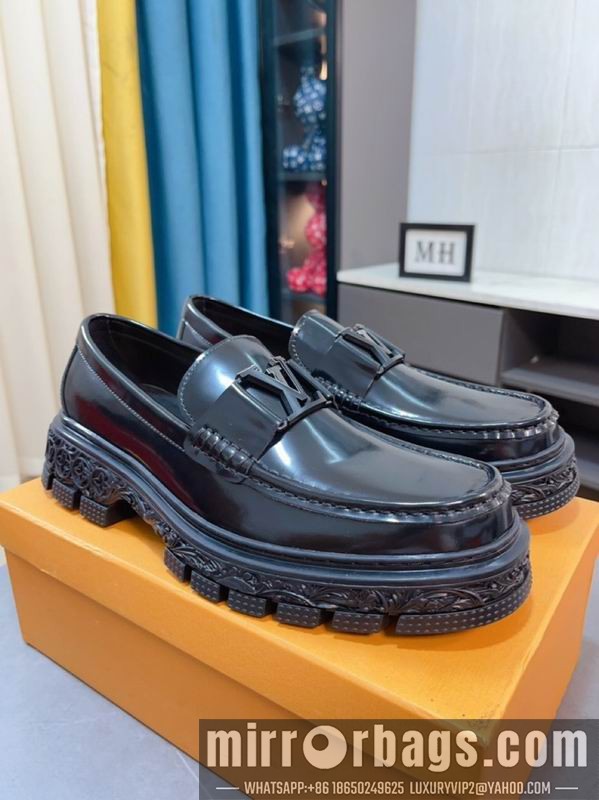 LV Replica Shoes LV sz39-45 mnf0431