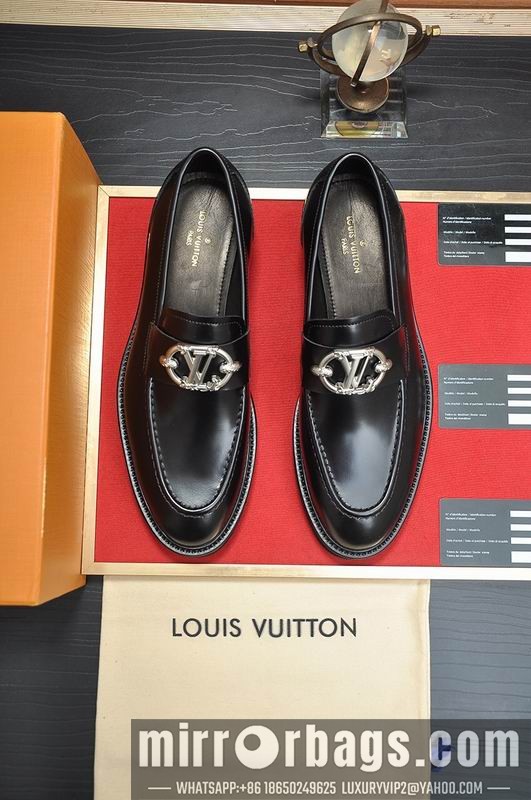 LV Replica Shoes LV sz38-45 mnf0615