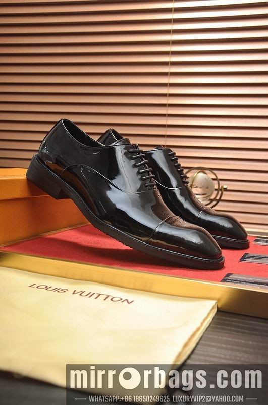LV Replica Shoes LV sz38-45 mnf0704