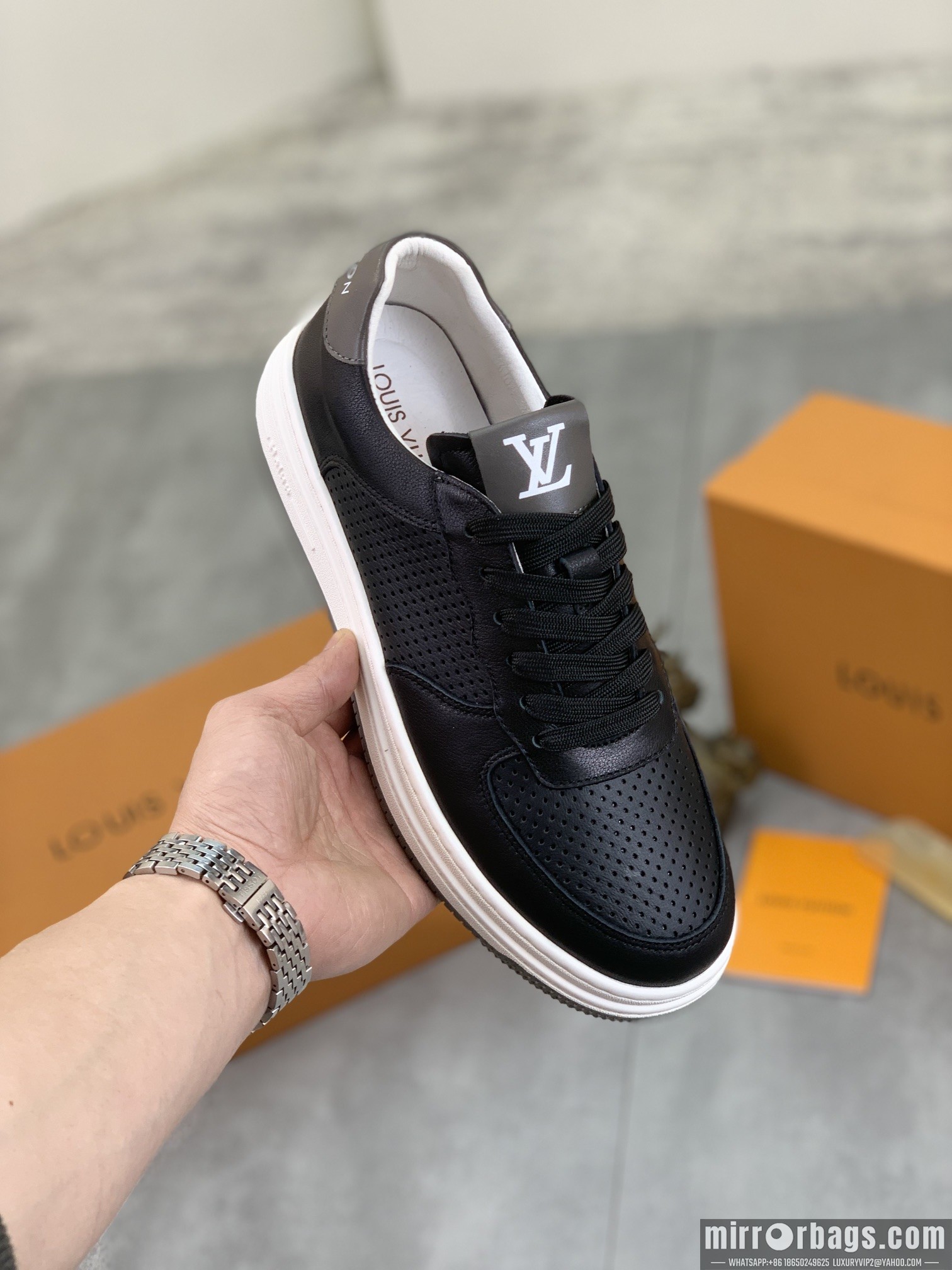 LV Replica Shoes LV sz38-44 mnf0302