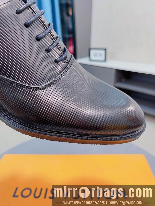 LV Replica Shoes LV sz38-44 mnf0759