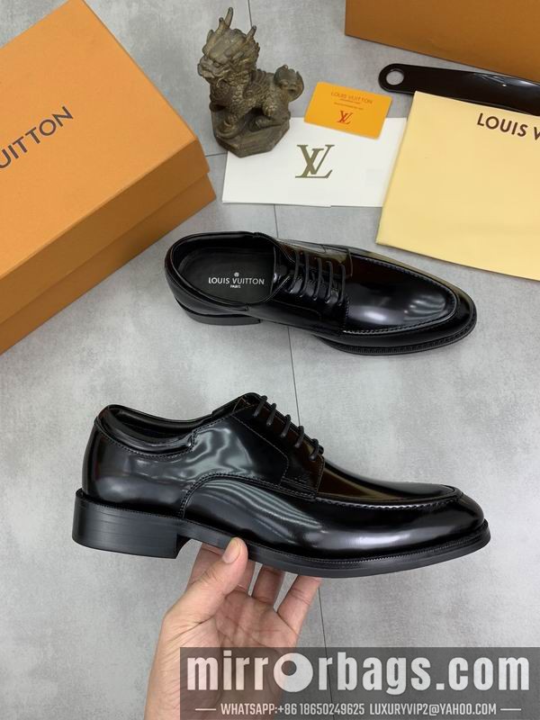 LV Replica Shoes LV sz38-45 mnf0312