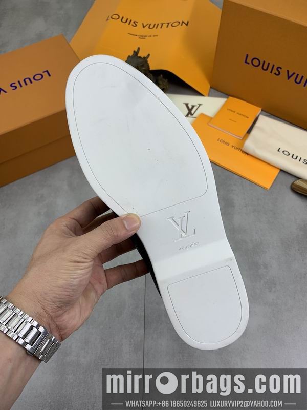 LV Replica Shoes LV sz38-45 mnf0525