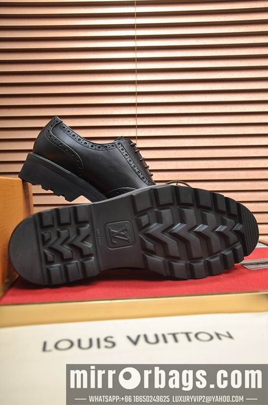 LV Replica Shoes LV sz38-45 mnf0617