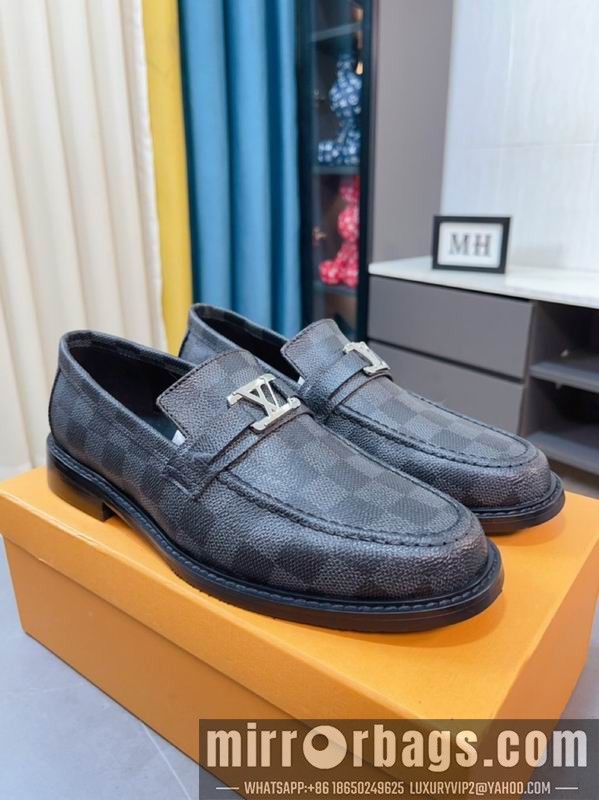 LV Replica Shoes LV sz38-44 mnf0170