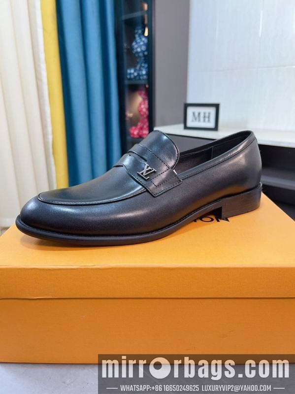 LV Replica Shoes LV sz38-44 mnf0136