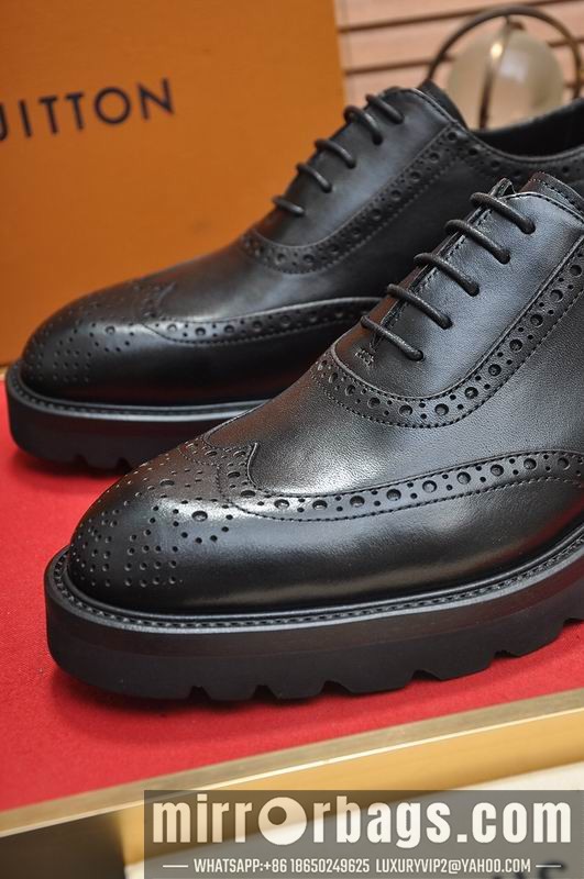 LV Replica Shoes LV sz38-45 mnf0617