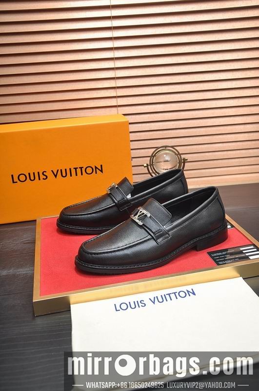 LV Replica Shoes LV sz38-45 mnf0755