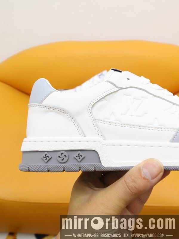 LV Replica Shoes LV sz38-45 mnf1018