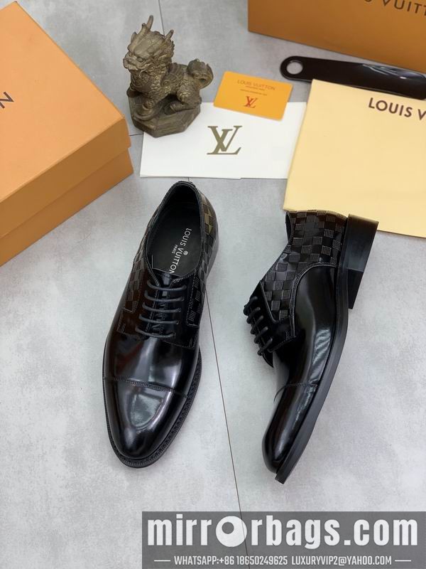 LV Replica Shoes LV sz38-45 mnf0311