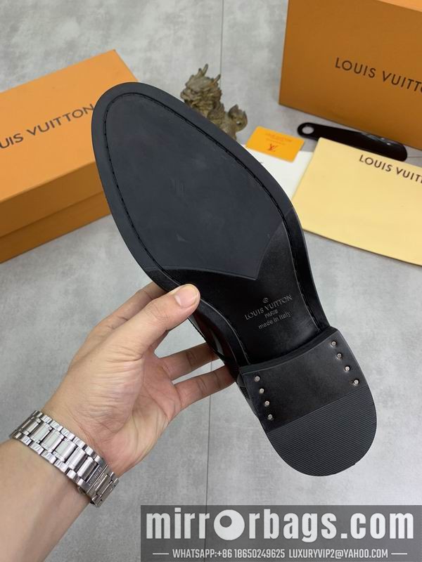 LV Replica Shoes LV sz38-45 mnf0311