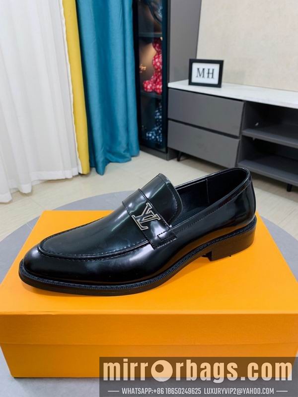 LV Replica Shoes LV sz38-44 mnf0131